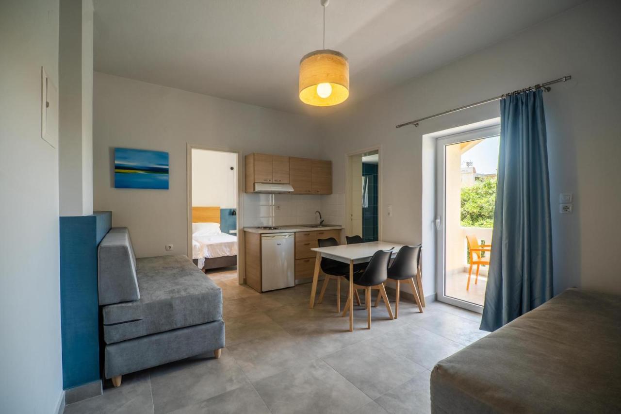 Alexia Beach Hotel Agia Marina  Luaran gambar