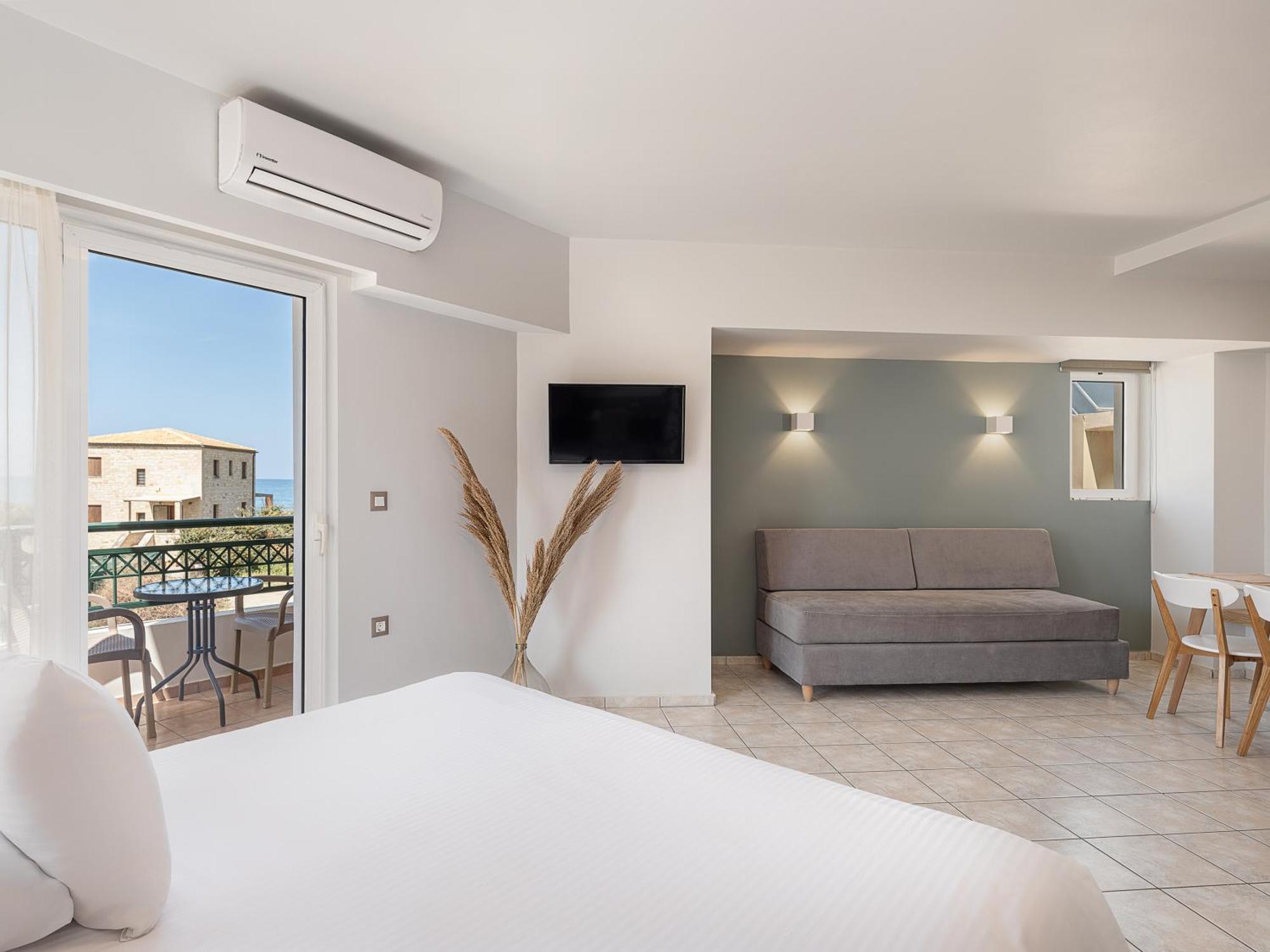 Alexia Beach Hotel Agia Marina  Luaran gambar