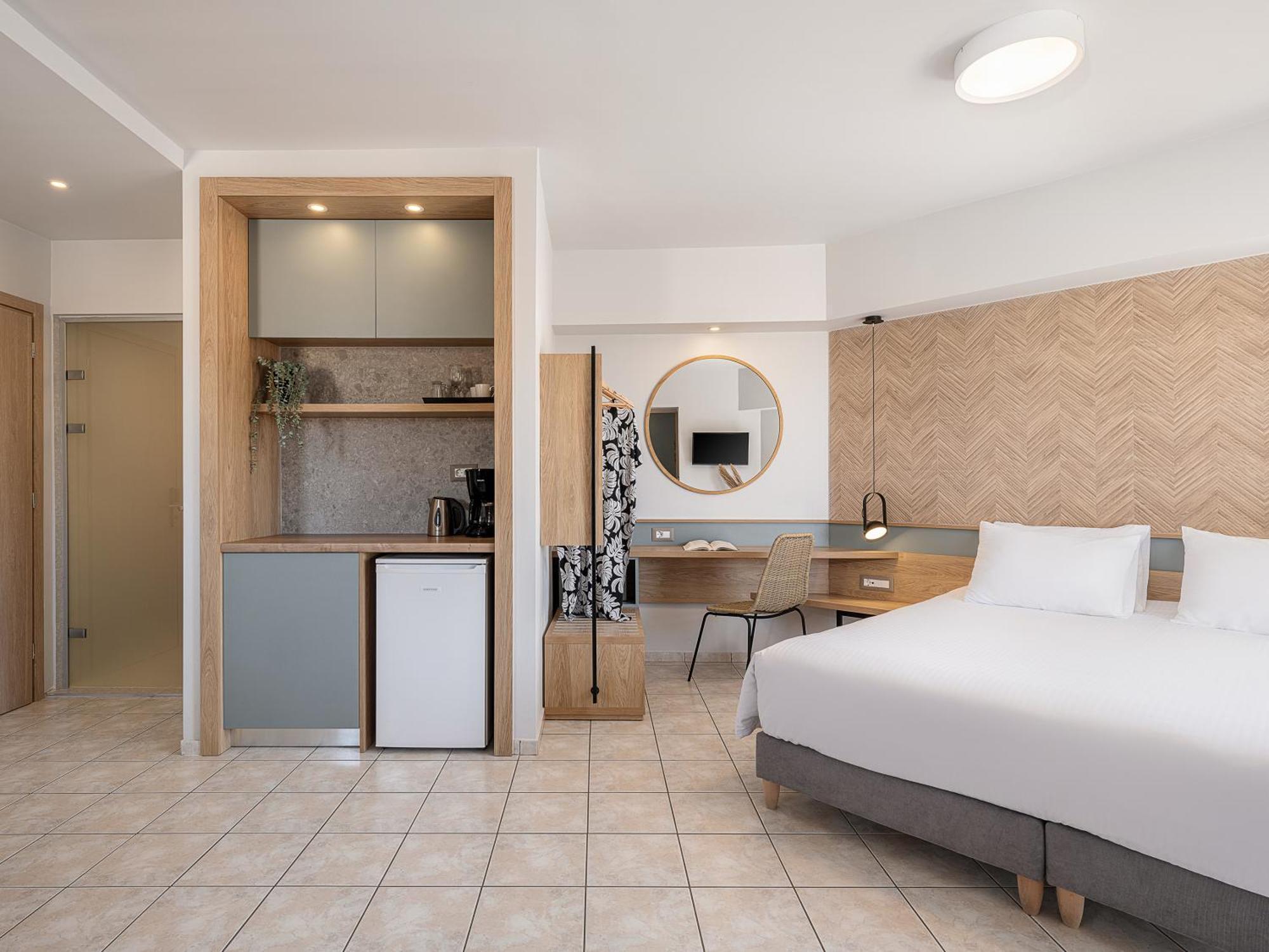 Alexia Beach Hotel Agia Marina  Luaran gambar