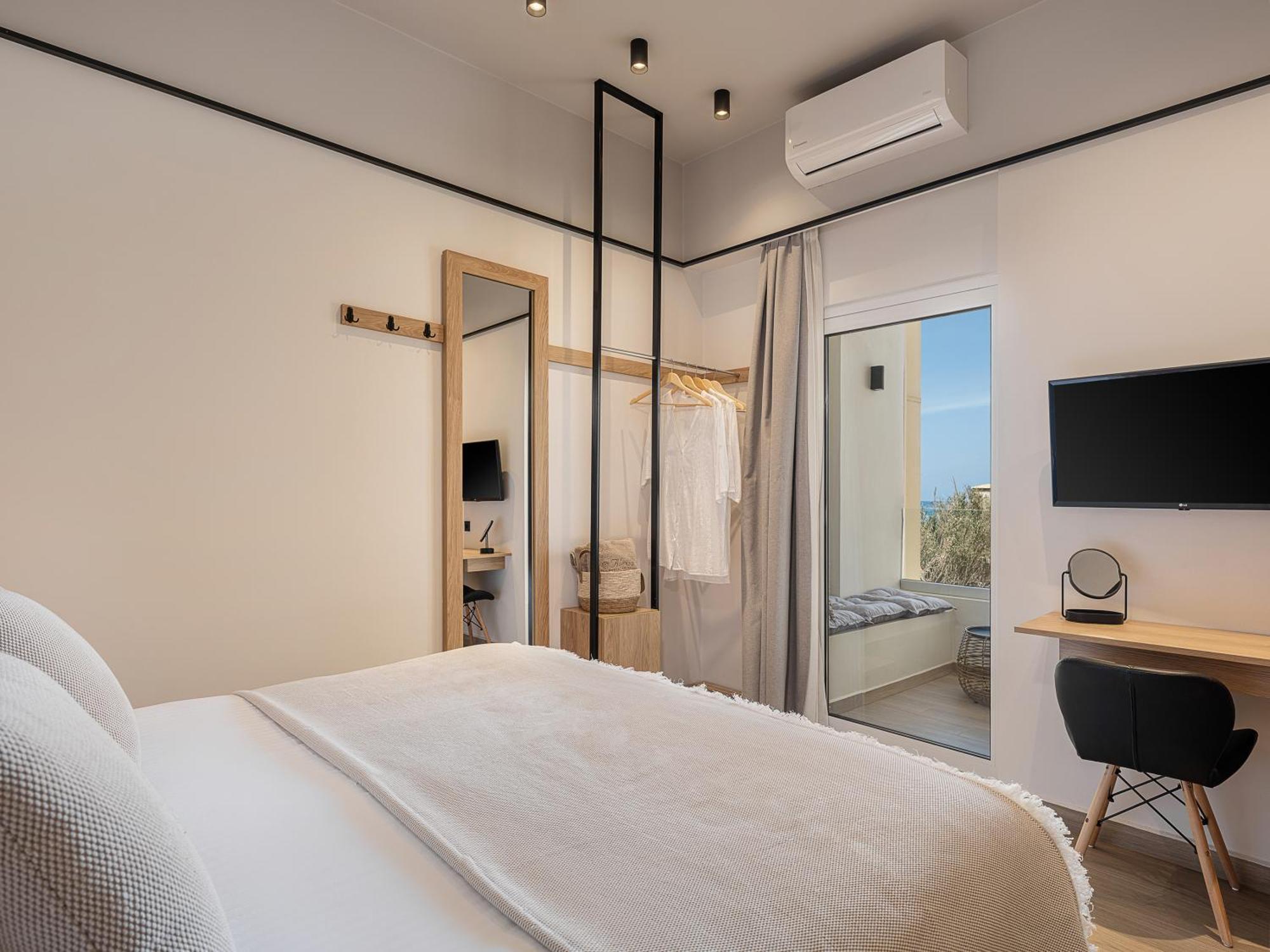 Alexia Beach Hotel Agia Marina  Luaran gambar