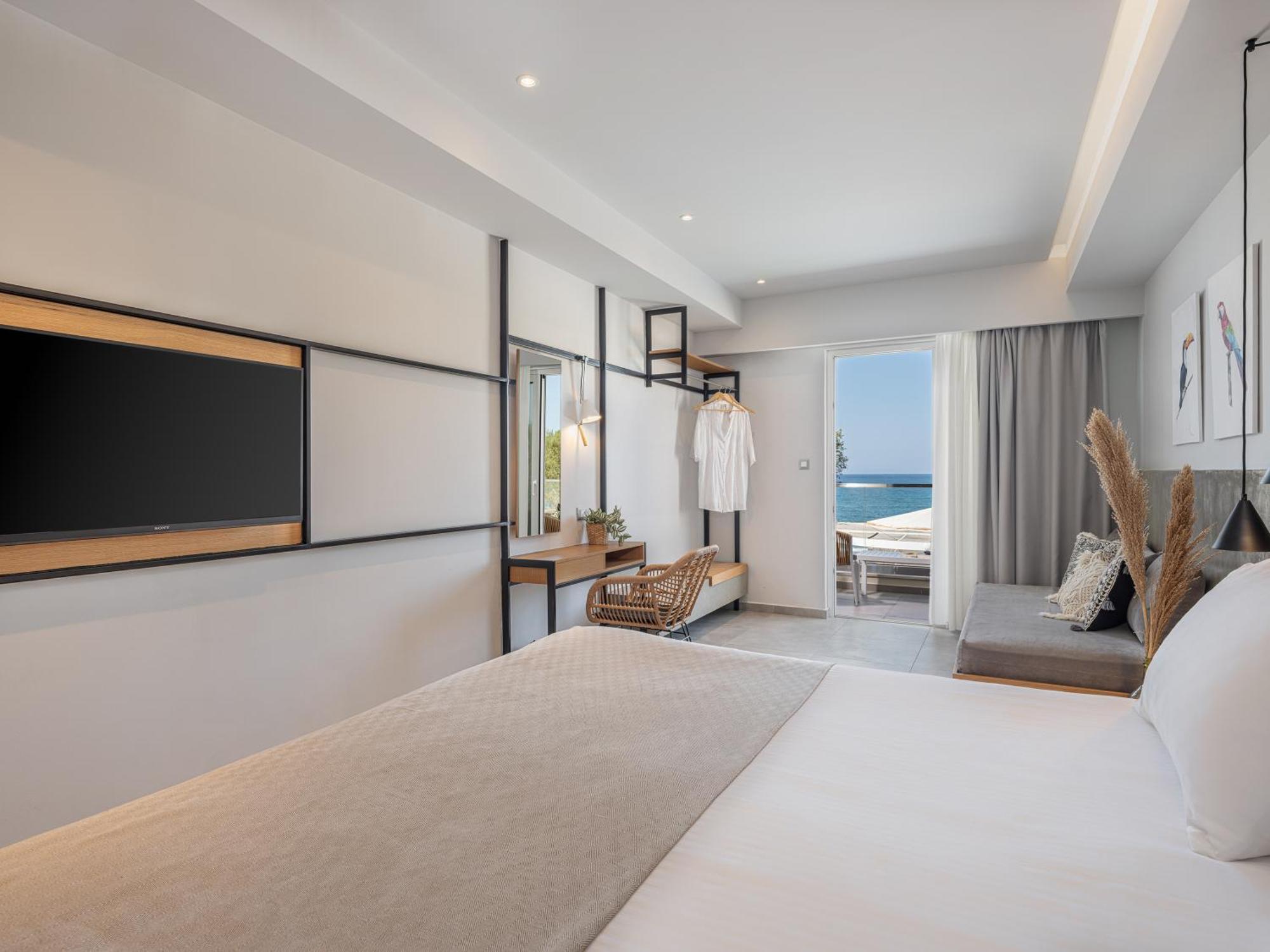 Alexia Beach Hotel Agia Marina  Luaran gambar