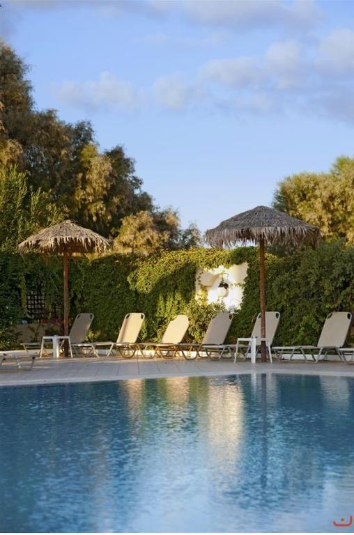 Alexia Beach Hotel Agia Marina  Luaran gambar
