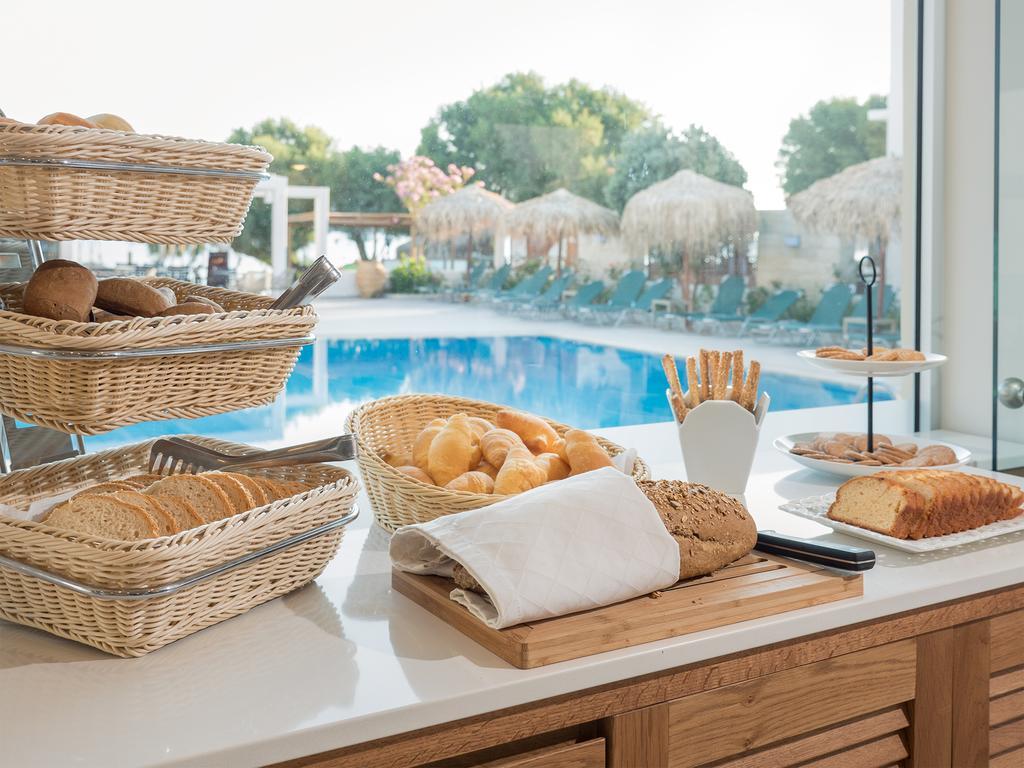 Alexia Beach Hotel Agia Marina  Luaran gambar